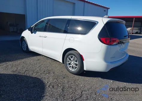 2026 Chrysler Voyager Lx из США, поврежденный, VIN 2C4RC1CG9TR173099